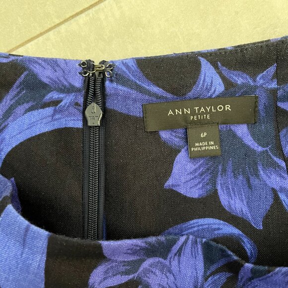 Loft Vibrant colors Skirt- Size 6P - Picture 2 of 8